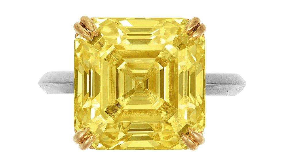 Кольцо с ярко-желтым бриллиантом