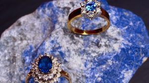 Синие камни, которые можно спутать с сапфиром