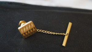 Какие существуют виды запонок