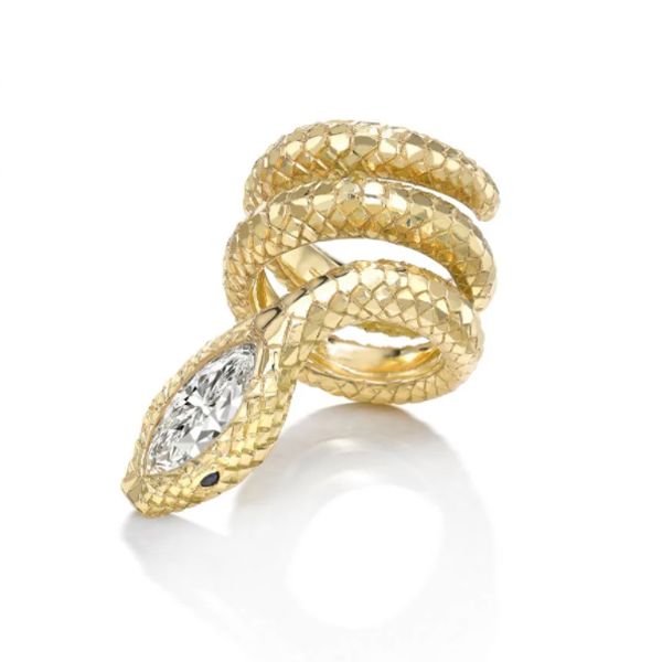 Кольцо Golden Snake от Jessica McCormack из 18-каратного желтого золота с бриллиантами и сапфирами