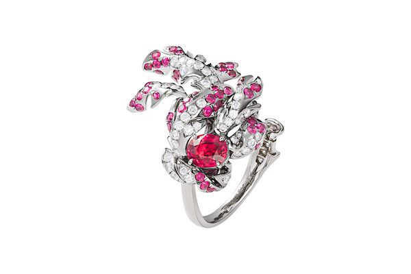 Кольцо Scarlet из титана с бриллиантами и рубинами