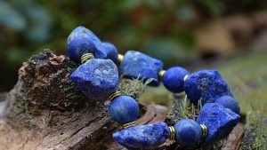 Совместимость лазурита со знаками зодиака