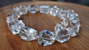 Совместимость горного хрусталя со знаками зодиака