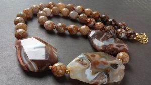 Совместимость агата со знаками зодиака