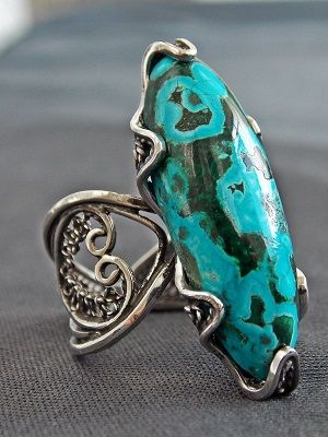 Хризоколла для Водолея: подходит ли Водолеям этот камень