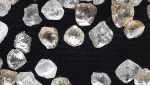 De Beers планирует сделать все свои алмазы отслеживаемыми