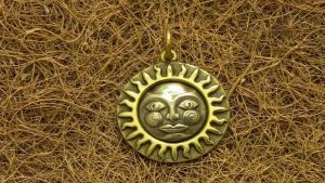 Талисманы в виде подвесок и кулонов, которые привлекут удачу в вашу жизнь