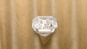 17-каратный бриллиант может стоить на аукционе до $ 1,6 млн