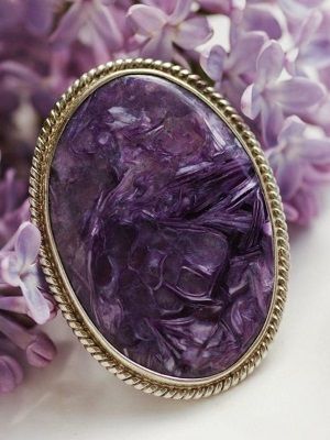 Чароит для Стрельца: совместимость, подходит или нет