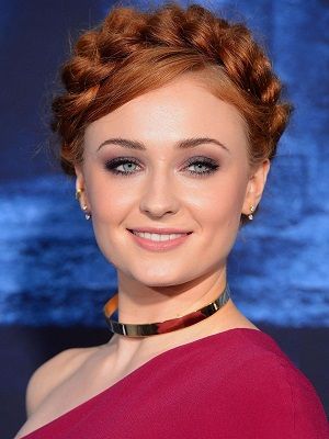 Какие украшения предпочитает носить Софи Тернер