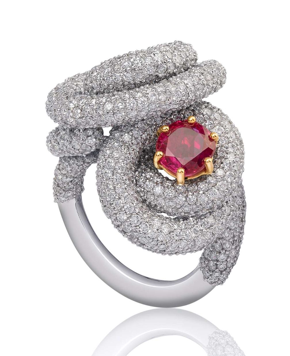 Кольцо с рубином от Саураба Бхолы