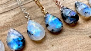 Жизораль (адуляризация): каким камням присущ этот эффект Жизораль (адуляризация): каким камням присущ этот эффект