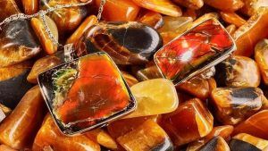 Симбирцит: свойства и применение камня в ювелирном деле Симбирцит: свойства и применение камня в ювелирном деле