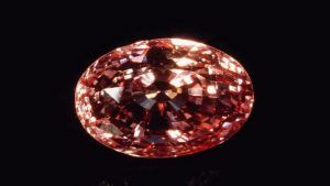 Падпараджа: что за камень, свойства и применение в ювелирном деле