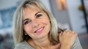 Какой ювелирный подарок преподнести маме на 50 лет? Какой ювелирный подарок преподнести маме на 50 лет?