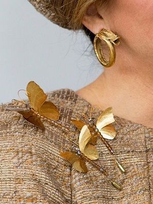 Ювелирные подарки бабушке на День рождения