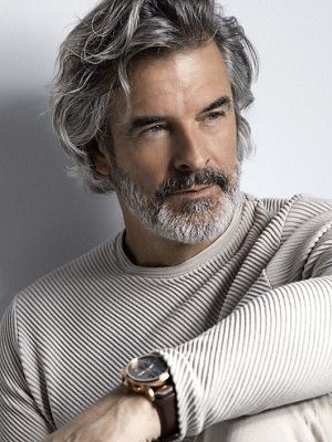 Какой ювелирный подарок преподнести папе на 70 лет?