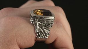 Мужские кольца с топазами: особенности, как выбрать и носить Мужские кольца с топазами: особенности, как выбрать и носить