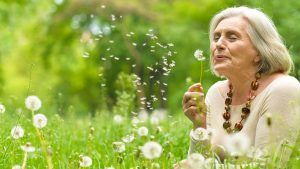 Какой ювелирный подарок преподнести маме на 65 лет? Какой ювелирный подарок преподнести маме на 65 лет?