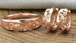 Золото 385 пробы: сколько стоит, где используется, особенности, состав