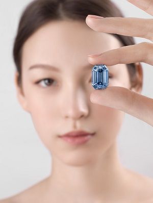 De Beers Cullinan Blue, вероятно, является «сверхглубоким» алмазом