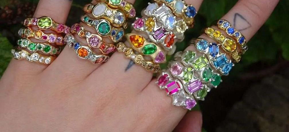 TikTok одержим разноцветными кольцами Сюзанны Кинг