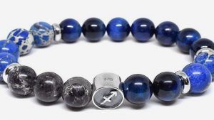 Какие камни подходят Стрельцам и как их грамотно носить