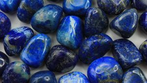 Восточный гороскоп: какие камни подходят Свинье