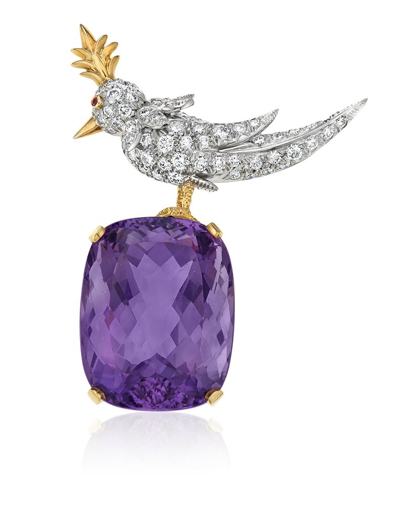 Брошь Bird on a Rock от Jean Schlumberger для Tiffany & Co. с аметистом, бриллиантами и рубином. Фото: Christie's, 2022 год
