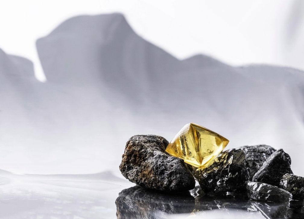 В Канаде обнаружен желтый алмаз весом 71,26 карата