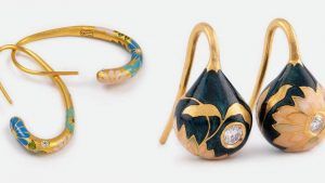 Agaro Jewels: использование эмали в современных украшениях