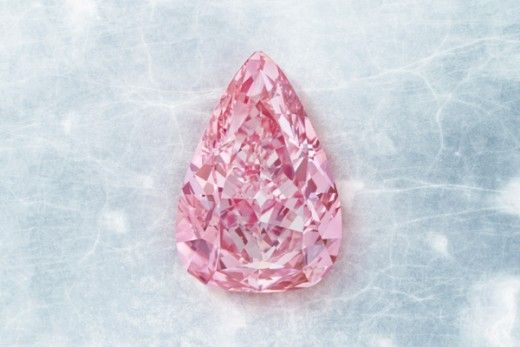 Розовый бриллиант на аукционе Christie’s может стоить до $ 35 млн