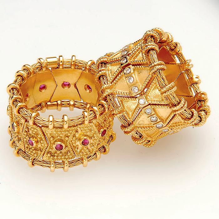 Кольца Byzance от Zolotas с филигранью и зернью, бриллиантами и рубинами
