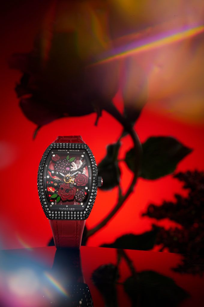 Часы Vanguard Rose Skeleton от Franck Muller, отличающиеся своей цветочной эстетикой, дебютировали в 2021 году