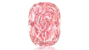 Бриллиант «Розовая звезда Уильямсона» может выручить на аукционе более 21 миллиона долларов