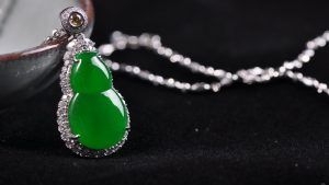 С какими камнями идеально сочетается жадеит