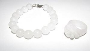 Нефрит для Весов: совместимость, подходит или нет