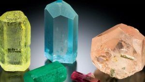 С какими камнями идеально сочетаются бериллы С какими камнями идеально сочетаются бериллы