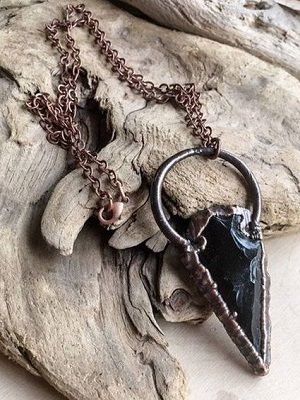 Обсидиан для Козерога: совместимость, подходит или нет