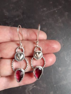 Родолит для Козерога: совместимость, подходит или нет