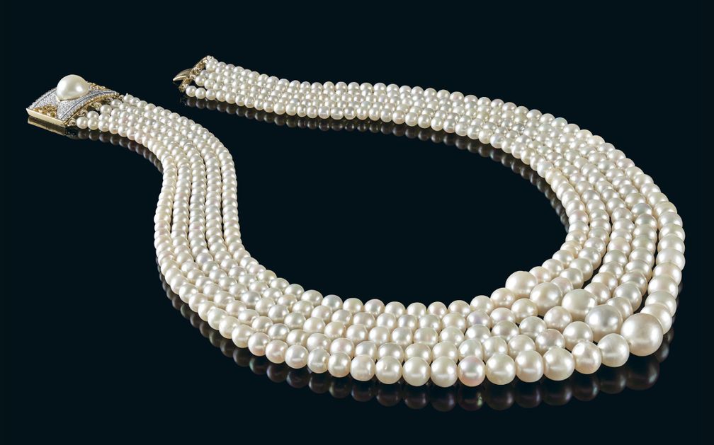 Пятирядное ожерелье из 480 морских жемчужин
