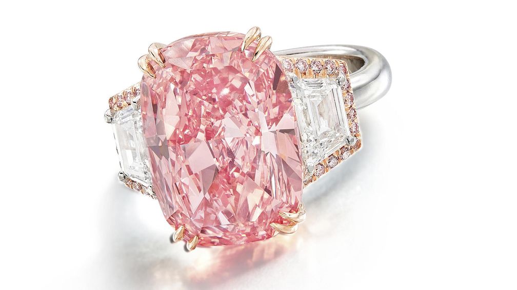 Бриллиант Williamson Pink Star продан за рекордные $ 57,7 млн