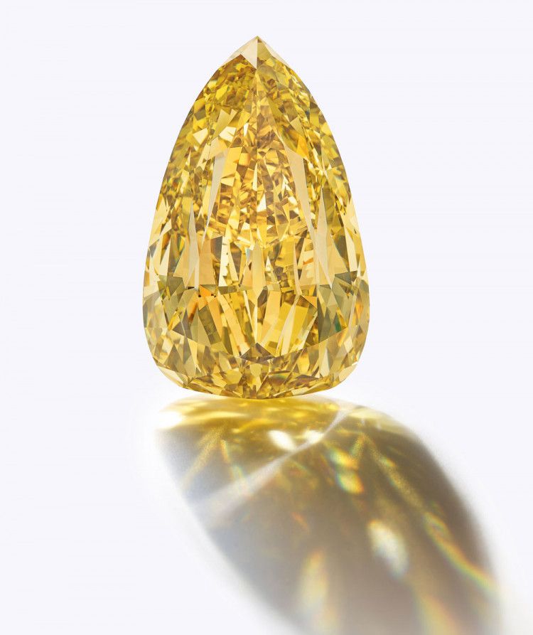 Бриллиант «Золотая канарейка» весом 303,10 карата
