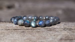 Лабрадорит для Рака: совместимость, подходит или нет Лабрадорит для Рака: совместимость, подходит или нет