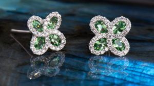 Цаворит для Козерога: совместимость, подходит или нет Цаворит для Козерога: совместимость, подходит или нет