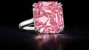 Розовый бриллиант весом 13,15 карата может быть продан за 35 миллионов долларов