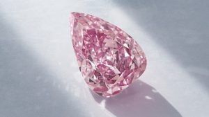 18-каратный розовый бриллиант продан за $ 29 млн