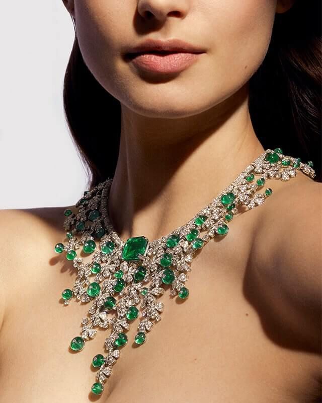 Колье Emerald Venus от Bulgari