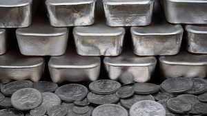 Беспрецедентный рост мирового спроса на серебро в 2022 году