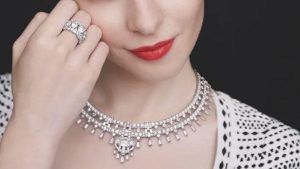 Коллекция Legend of Diamonds – White Diamond Variations от Van Cleef & Arpels
